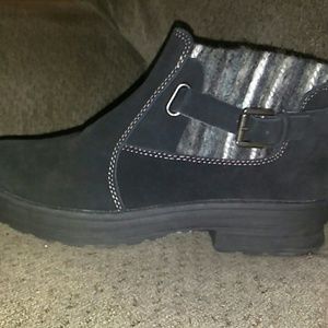 Earth origins ankle boots